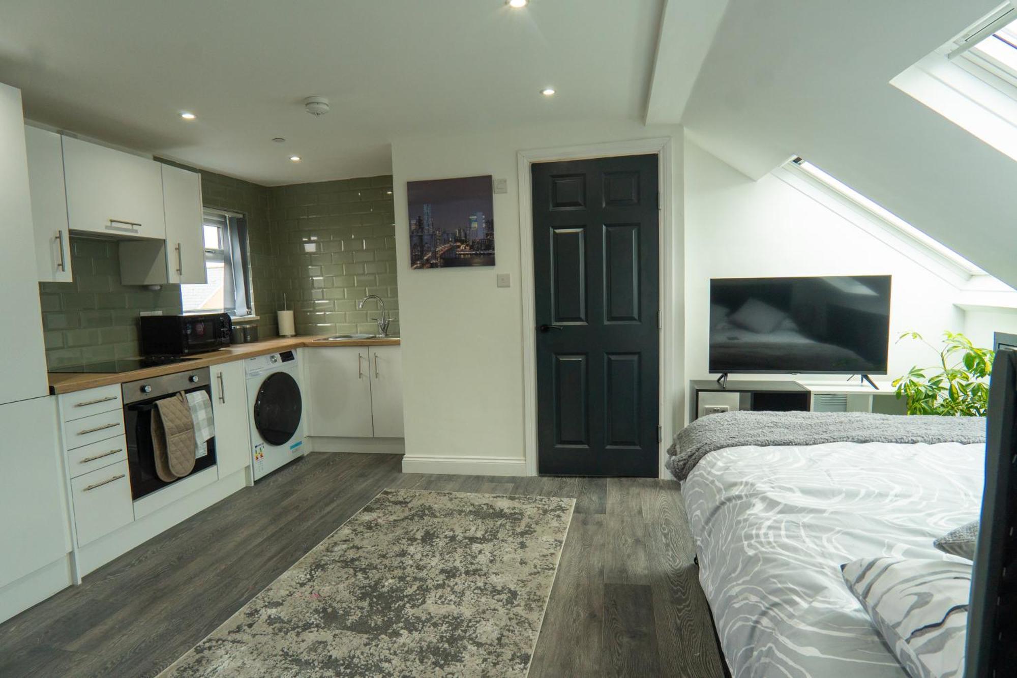 Modern Apartments Near Cardiff City Centre Exterior foto
